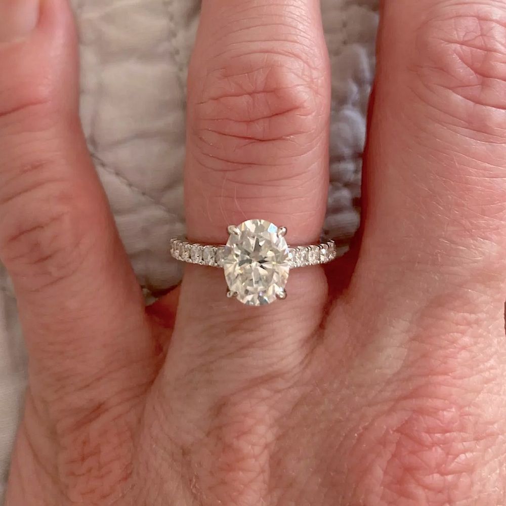 2 carat  oval cut D color engagement ring moissanite.